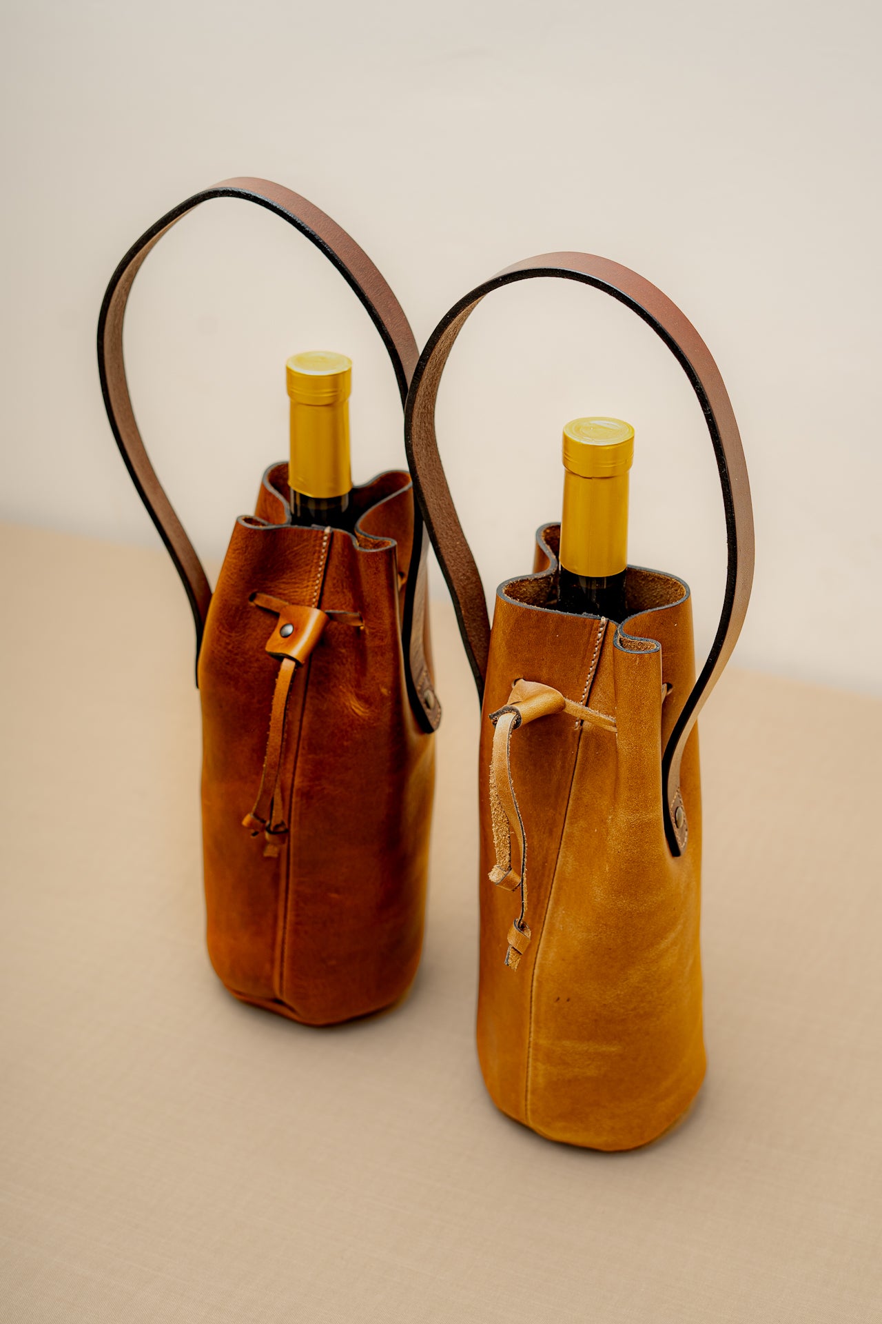 Leather Bag for One bottle with strap